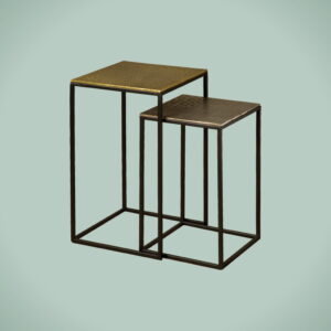 Iron side square table w alu top - Set van 2
Bras. antique-pewter - matt black